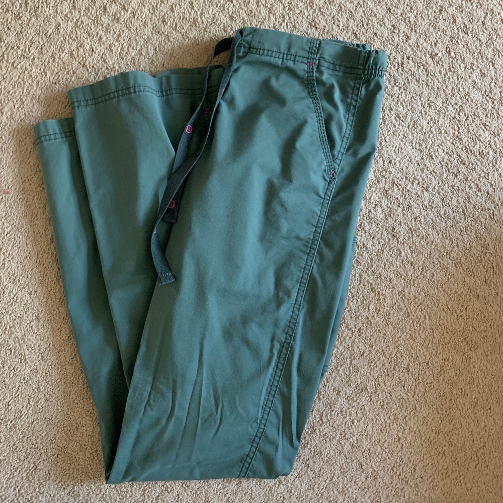 Wink Scrubs green cargo scrub pants